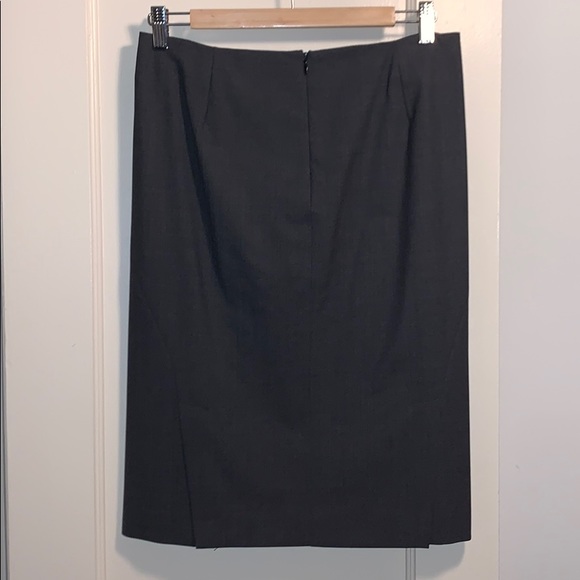 Theory Golda Suit Skirt - Picture 3 of 7